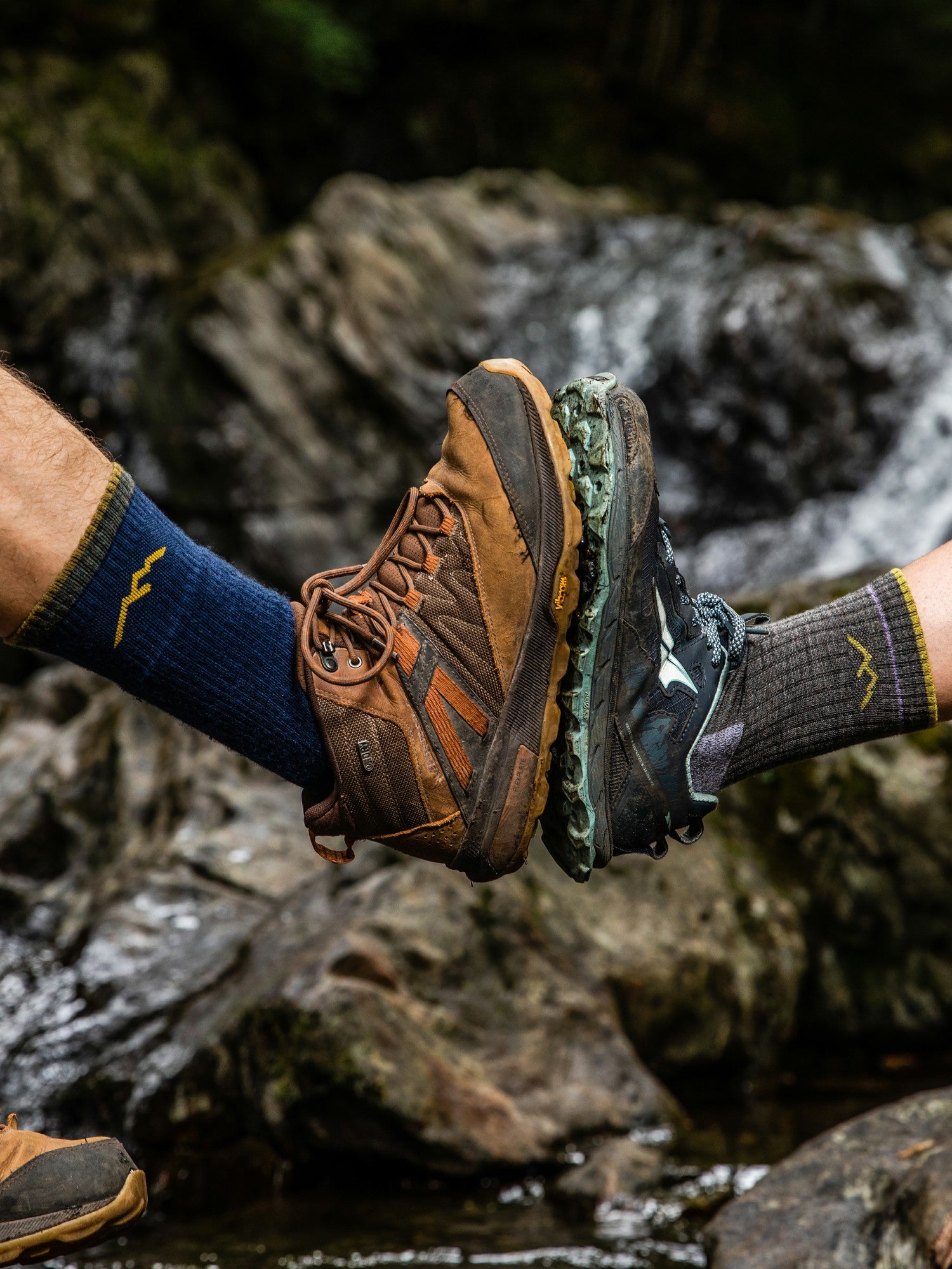 Marmot Women Darn Tough Hiker Micro Crew Midweight Hiking Socks