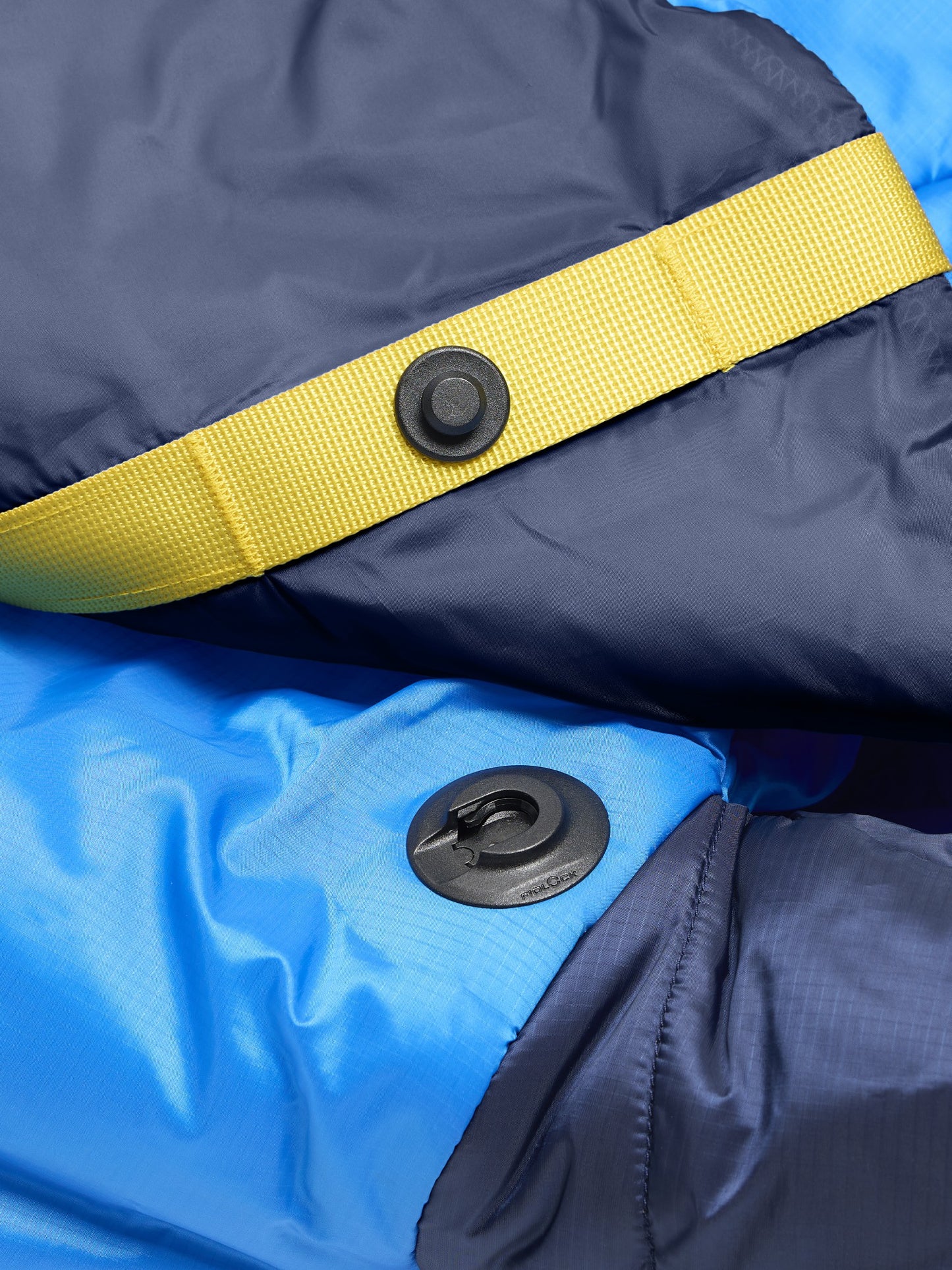 Marmot Equipment Wraptor Synthetic 20° Long Sleeping Bag